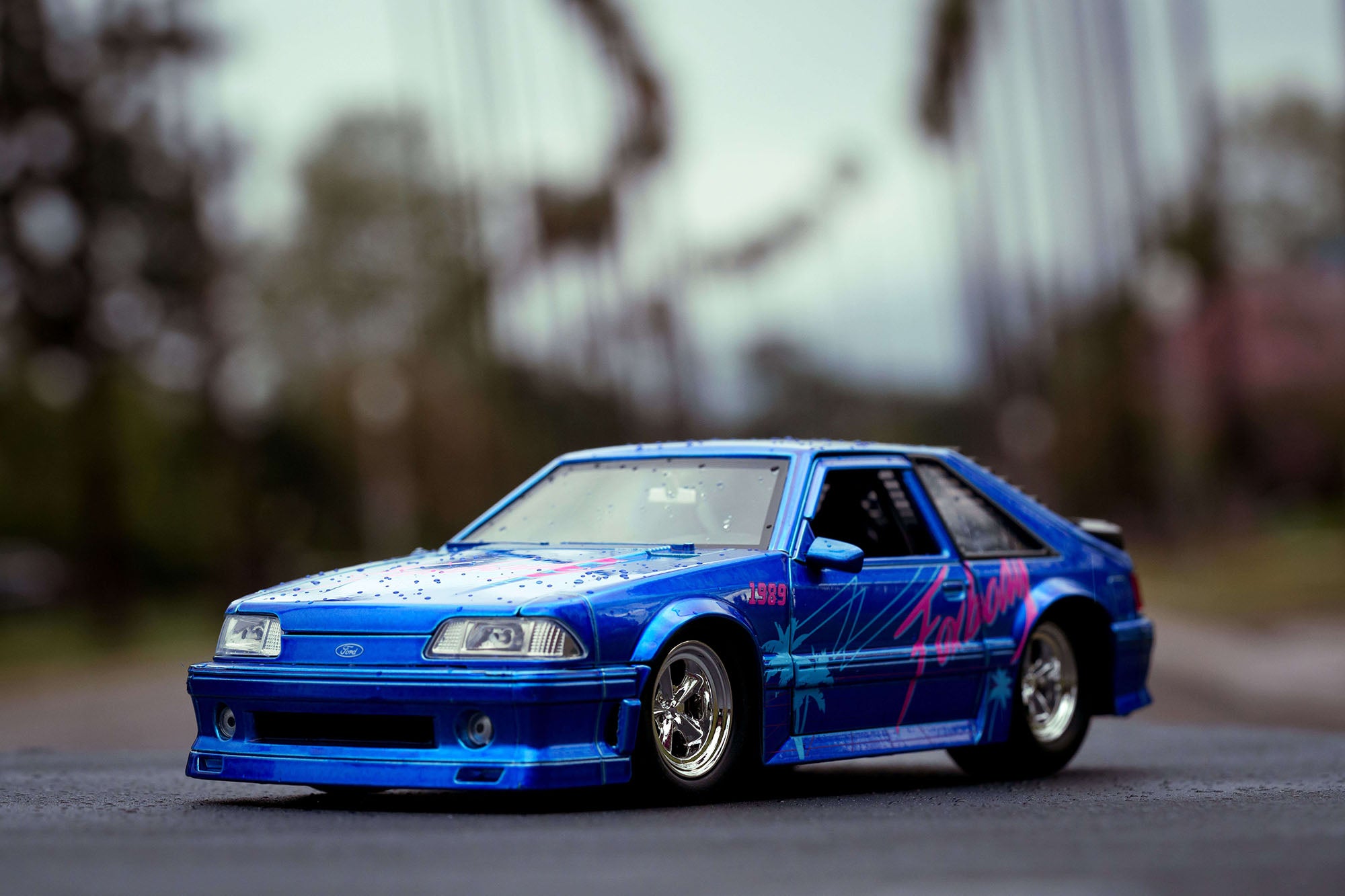 Buy I Love The80's 1989 Ford Mustang GT 1:24 Scale Vehicle