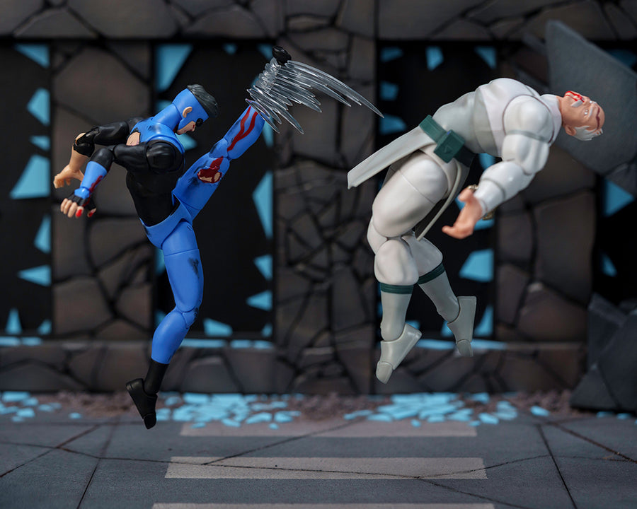 Buy Invincible 1/12 Scale Action Figure Battled Damaged Deluxe ...