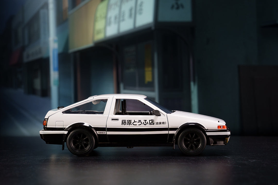 Buy Initial D Toyota Trueno AE-86 & Takumi, 1:24 Scale Vehicle and