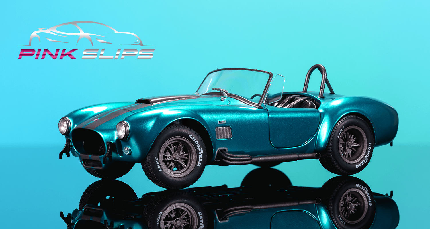Pink Slips 1:18 W6 Shelby Cobra Feature