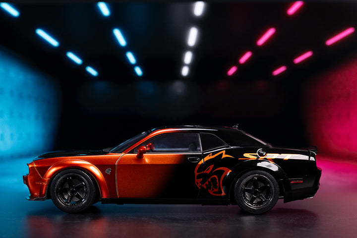 Pink Slips 2015 Dodge Challenger SRT Hellcat, 1:18 Scale Vehicle (Wave 1)