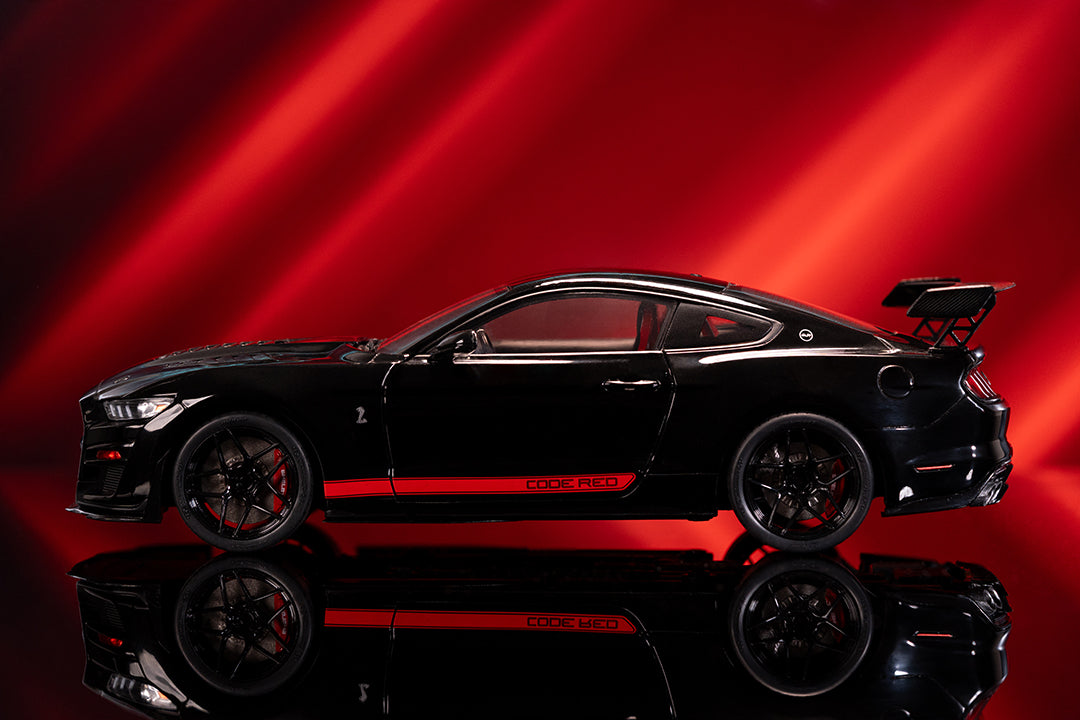 Pink Slips Ford Shelby GT-500 Code Red, 1:18 Scale Vehicle (Wave 4)