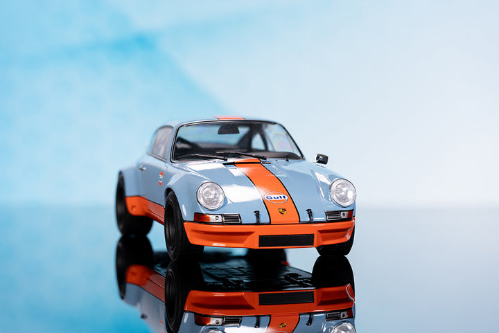 Pink Slips Porsche 911 RSR Gulf 1, 1:18 Scale Vehicle (Wave 4)