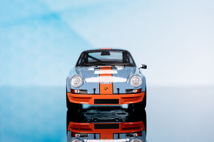 Pink Slips Porsche 911 RSR Gulf 1, 1:18 Scale Vehicle (Wave 4)
