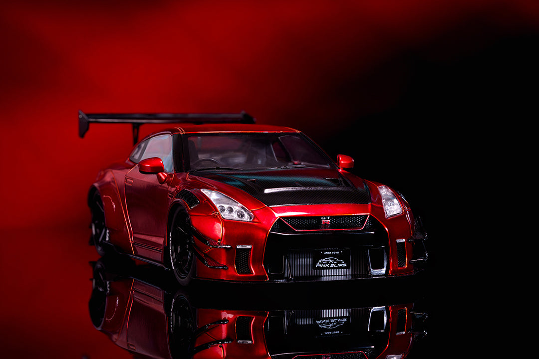 Pink Slips Nissan GT-R (R35) Liberty Walk, 1:18 Scale Vehicle (Wave 5)