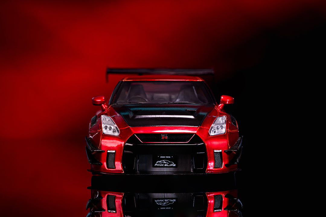Pink Slips Nissan GT-R (R35) Liberty Walk, 1:18 Scale Vehicle (Wave 5)