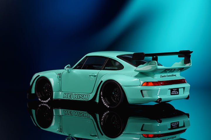 Pink Slips RWB / RAUH-Welt BEGRIFF Kei Kishi, 1:18 Scale Vehicle (Wave 5)