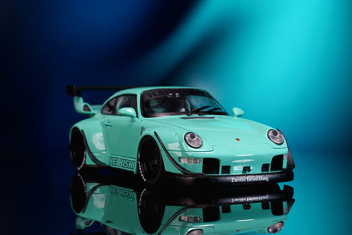 Pink Slips RWB / RAUH-Welt BEGRIFF Kei Kishi, 1:18 Scale Vehicle (Wave 5)