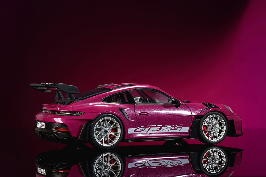 Pink Slips Porsche 911 GT-3 RS, 1:18 Scale Vehicle (Wave 6)