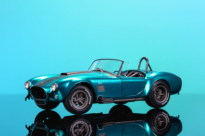 Pink Slips Shelby Cobra 427, 1:18 Scale Vehicle (Wave 6)
