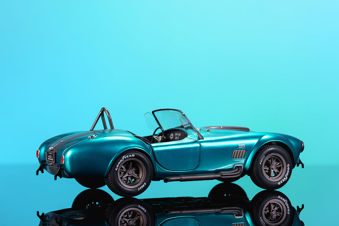 Pink Slips Shelby Cobra 427, 1:18 Scale Vehicle (Wave 6)