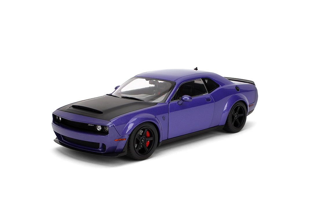 Pink Slips 1:18 W7 Dodge Challenger Demon Product 05