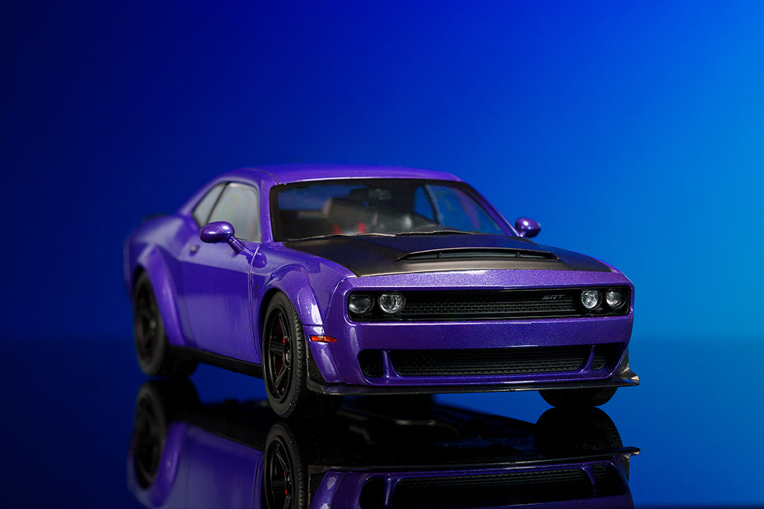 Pink Slips 1:18 Dodge Challenger Demon Social 07