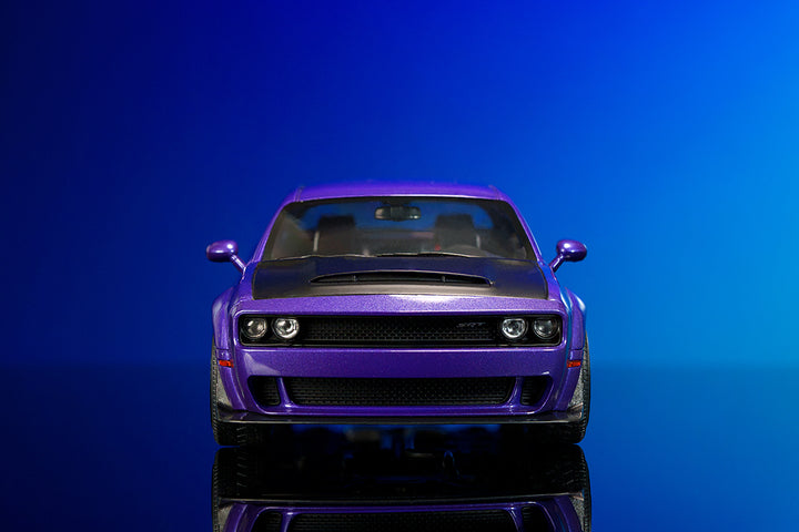 Pink Slips 1:18 Dodge Challenger Demon Social 08