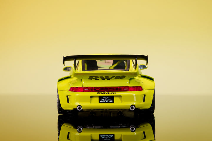 Pink Slips 1:18 W7 RWB Genki Social 05