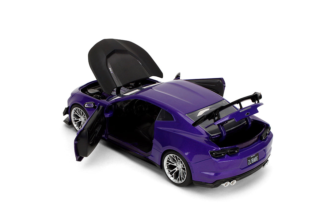 Pink Slips Autumn Spooner's Chevrolet Camaro ZL1, 1:24 Scale Vehicle (Wave 18) - PRE-ORDER