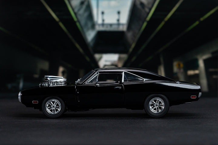 TrueSpec Fast & Furious Dom's 1970 Dodge Charger R/T, 1:24 Scale Vehicle