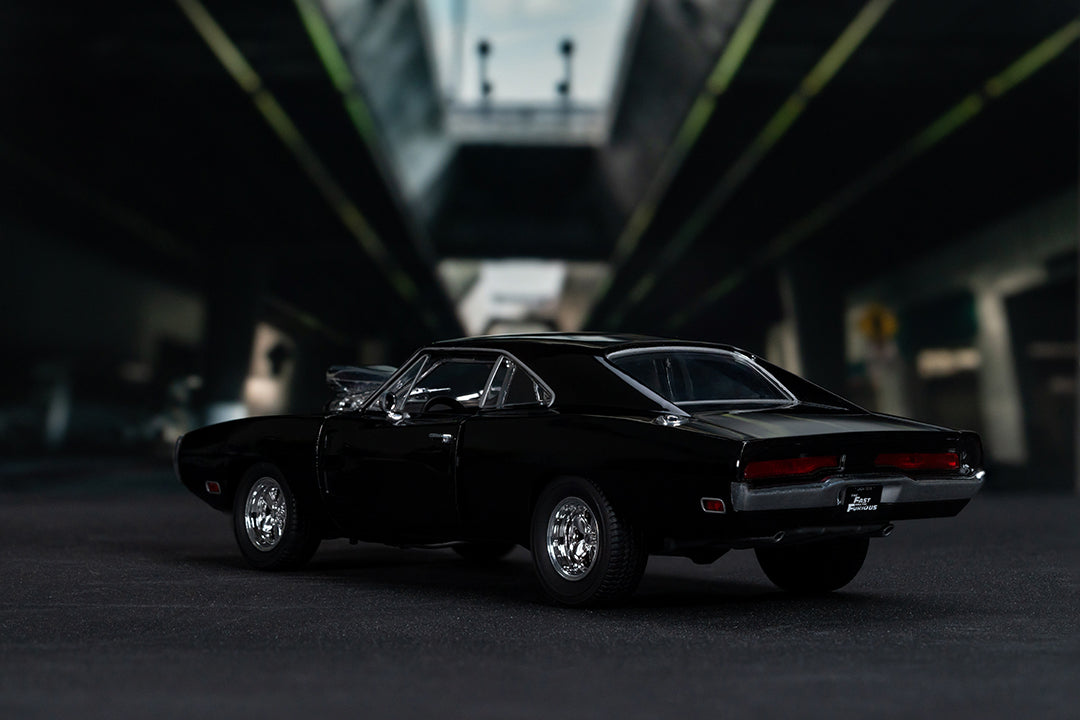 TrueSpec Fast & Furious Dom's 1970 Dodge Charger R/T, 1:24 Scale Vehicle