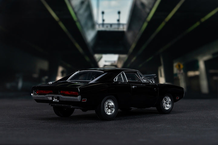 TrueSpec Fast & Furious Dom's 1970 Dodge Charger R/T, 1:24 Scale Vehicle