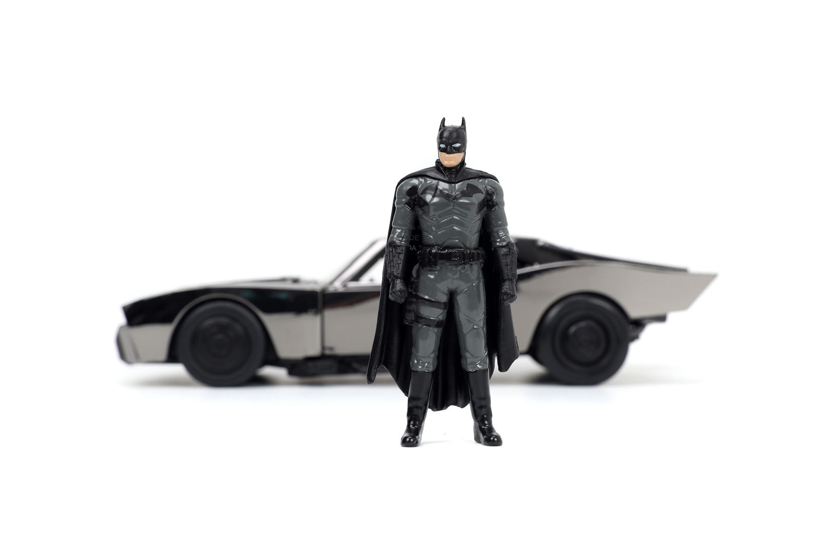 The Batman (2022) Batmobile & Batman, 1:24 Scale Vehicle