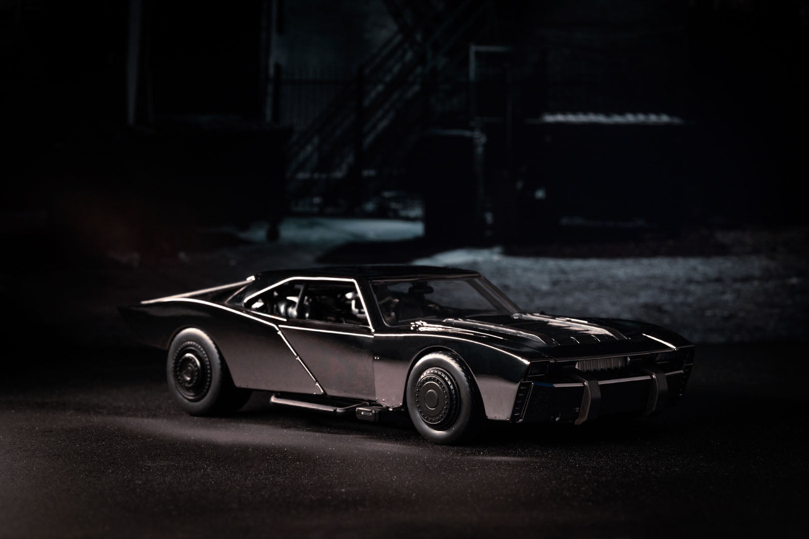 Buy The Batman (2022) Batmobile & Batman, 1:24 Scale Vehicle