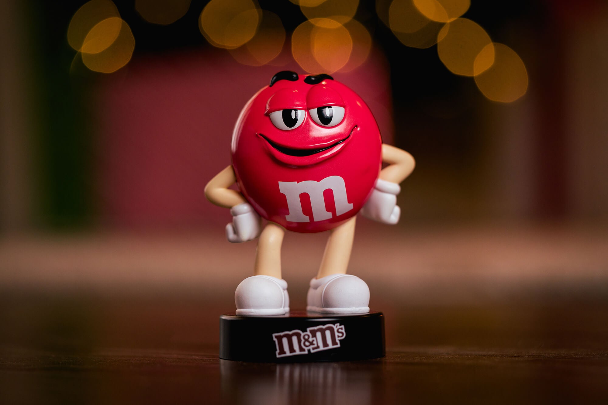 M&M's フィギュア 赤 Buy M&M'S® Red & Yellow 4-Inch Metals Die-Cast Metal Figure Bundle