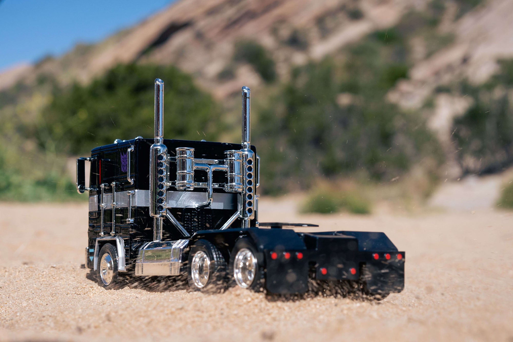 Buy Transformers G1 Nemesis Prime, 1:24 Scale Vehicle online