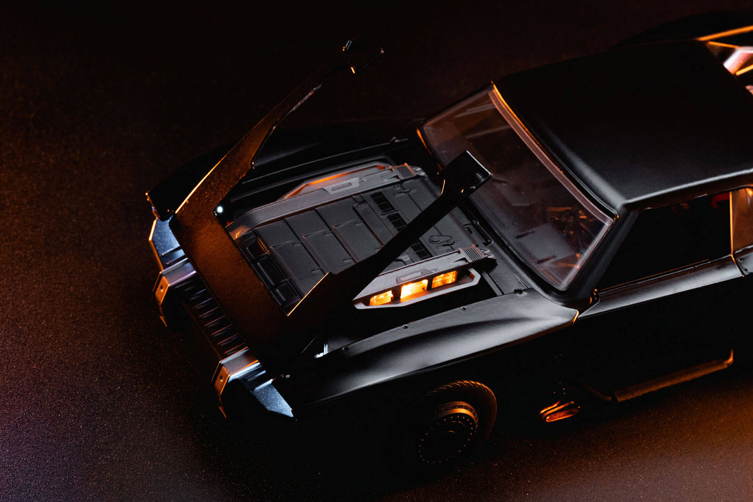 The Batman (2022) Batmobile & Batman, 1:18 Scale Vehicle & 3.75" Figure